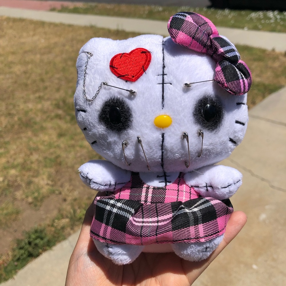 Goth hello kitty plush